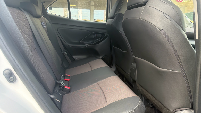 Toyota Yaris Cross 1.5 Hybrid Excel 5dr CVT Hybrid Estate